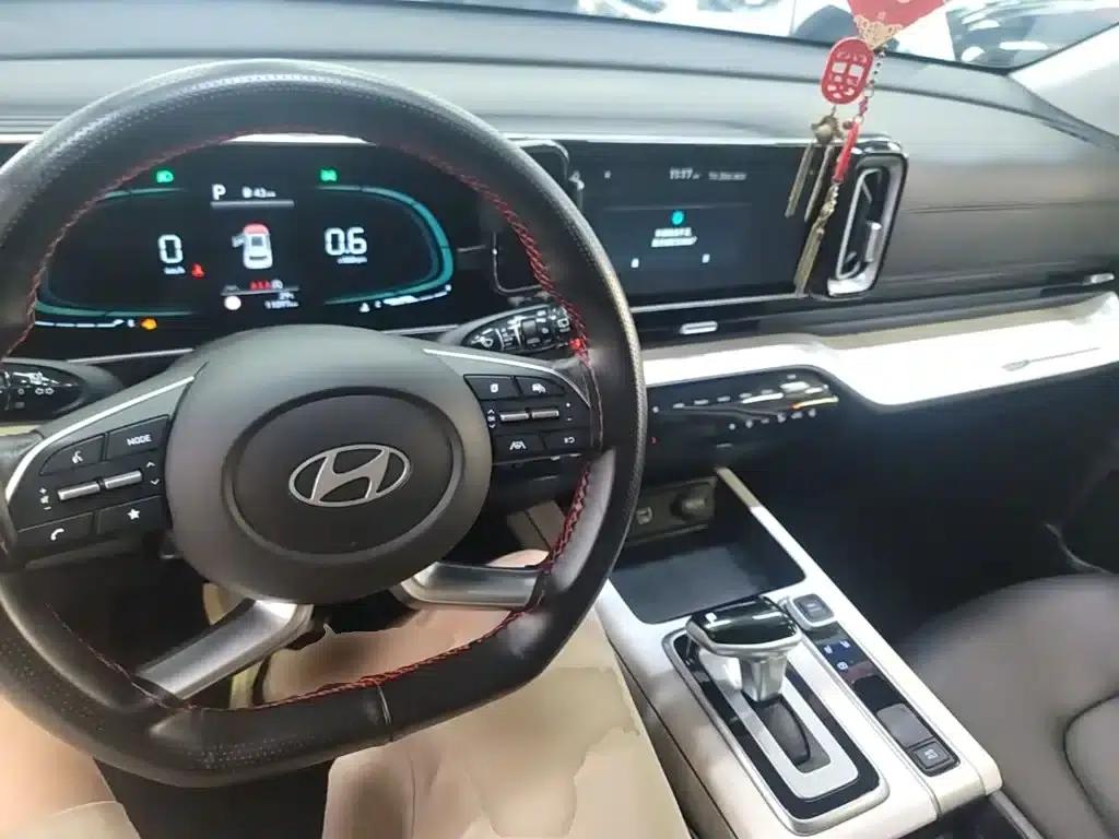 Beijing Hyundai ix35 2023 Model 2.0L Luxury Edition DLX — миниатюра 10