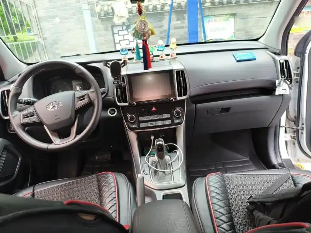 Beijing Hyundai ix35 2019 2.0L Automatic 2WD Smart & Enjoy Edition (National V Emission Standard) — миниатюра 13