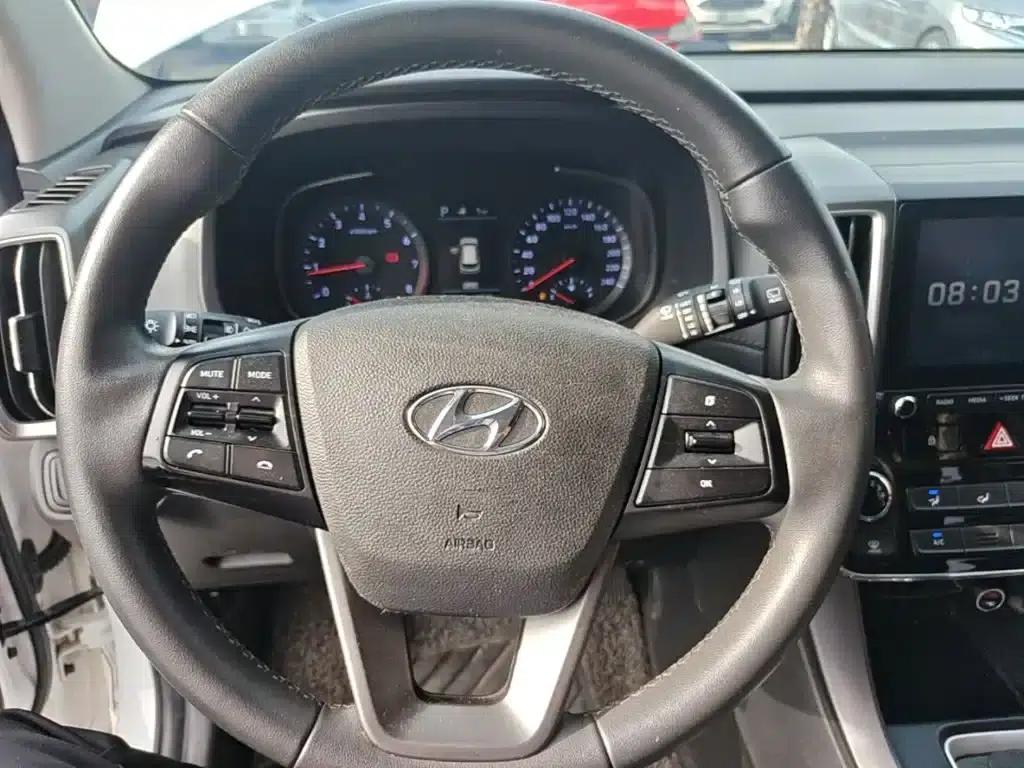 Beijing Hyundai ix35 2018 2.0L Automatic 2WD Smart & Enjoy Edition — миниатюра 11