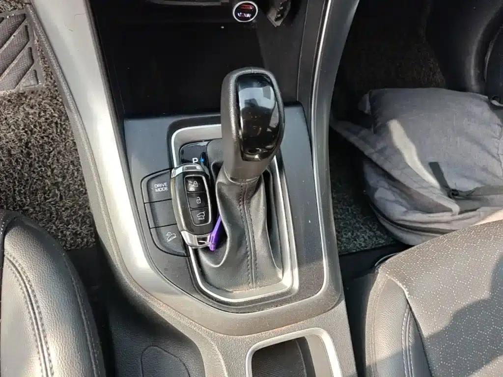 Beijing Hyundai ix35 2018 2.0L Automatic 2WD Smart & Enjoy Edition — миниатюра 14