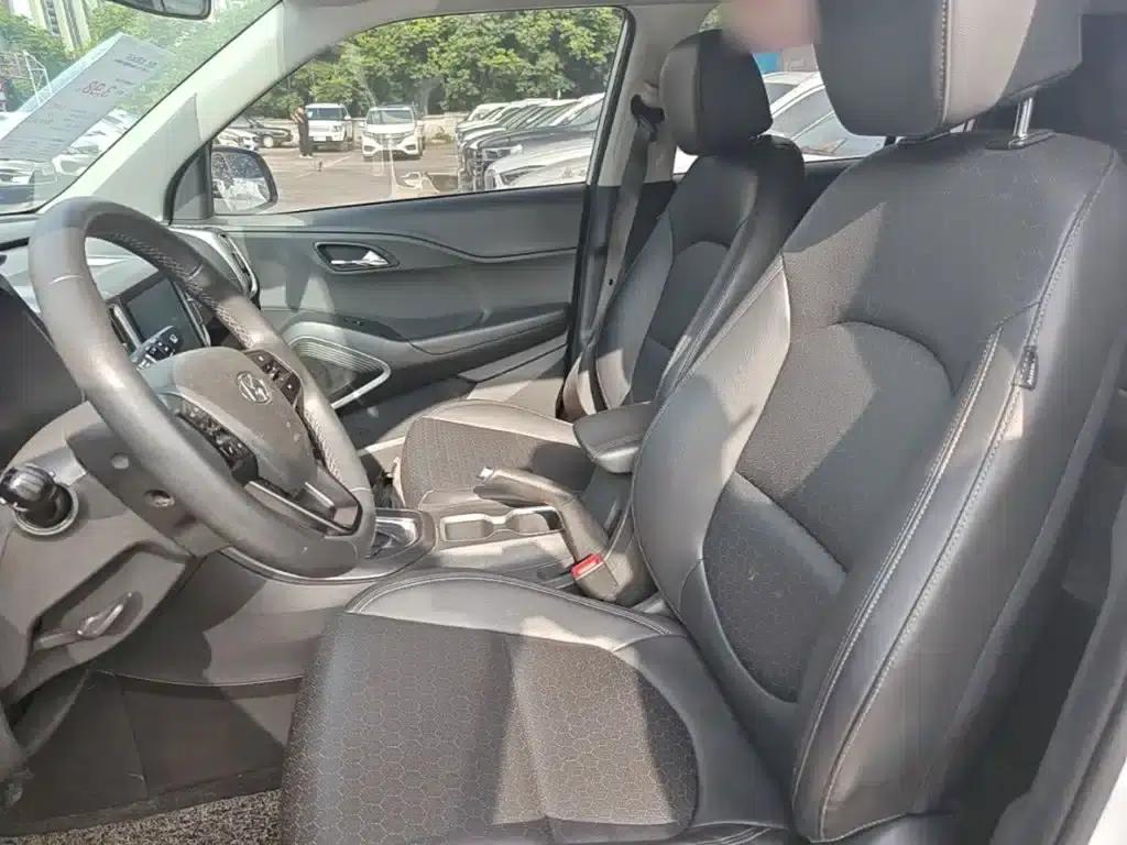 Beijing Hyundai ix35 2018 2.0L Automatic 2WD Smart & Enjoy Edition — миниатюра 15