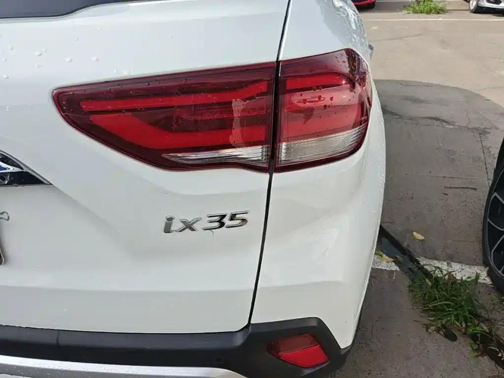 Beijing Hyundai ix35 2018 2.0L Automatic 2WD Smart & Enjoy Edition — миниатюра 8