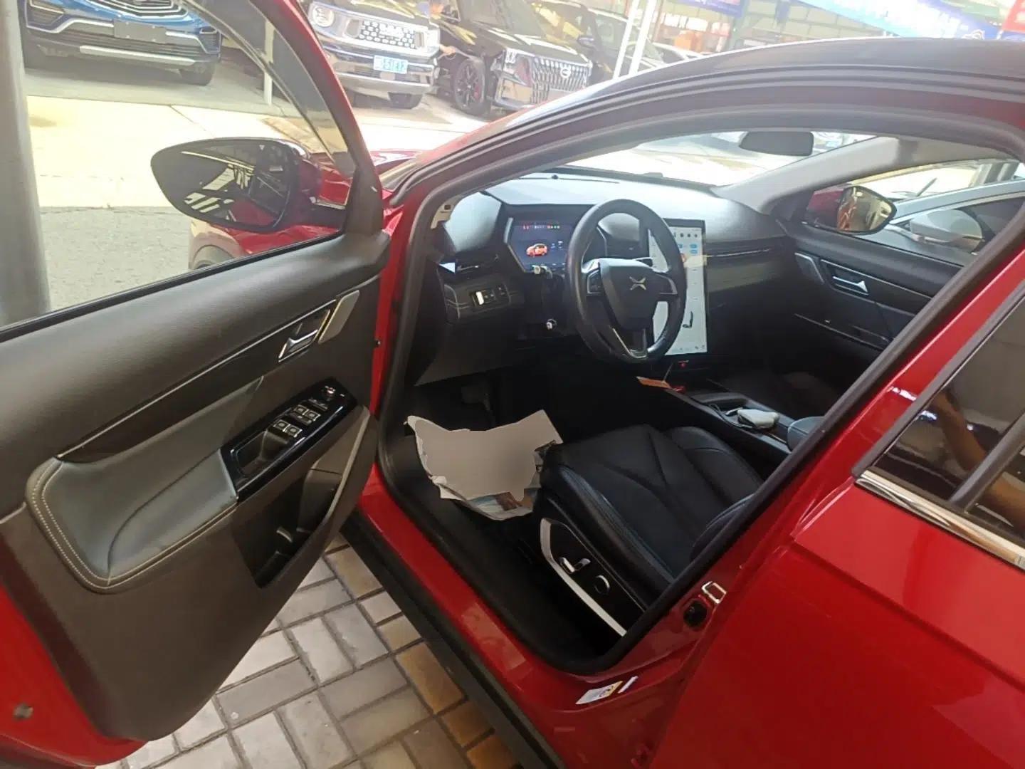 XPeng G3 2019 Smart Edition — миниатюра 25