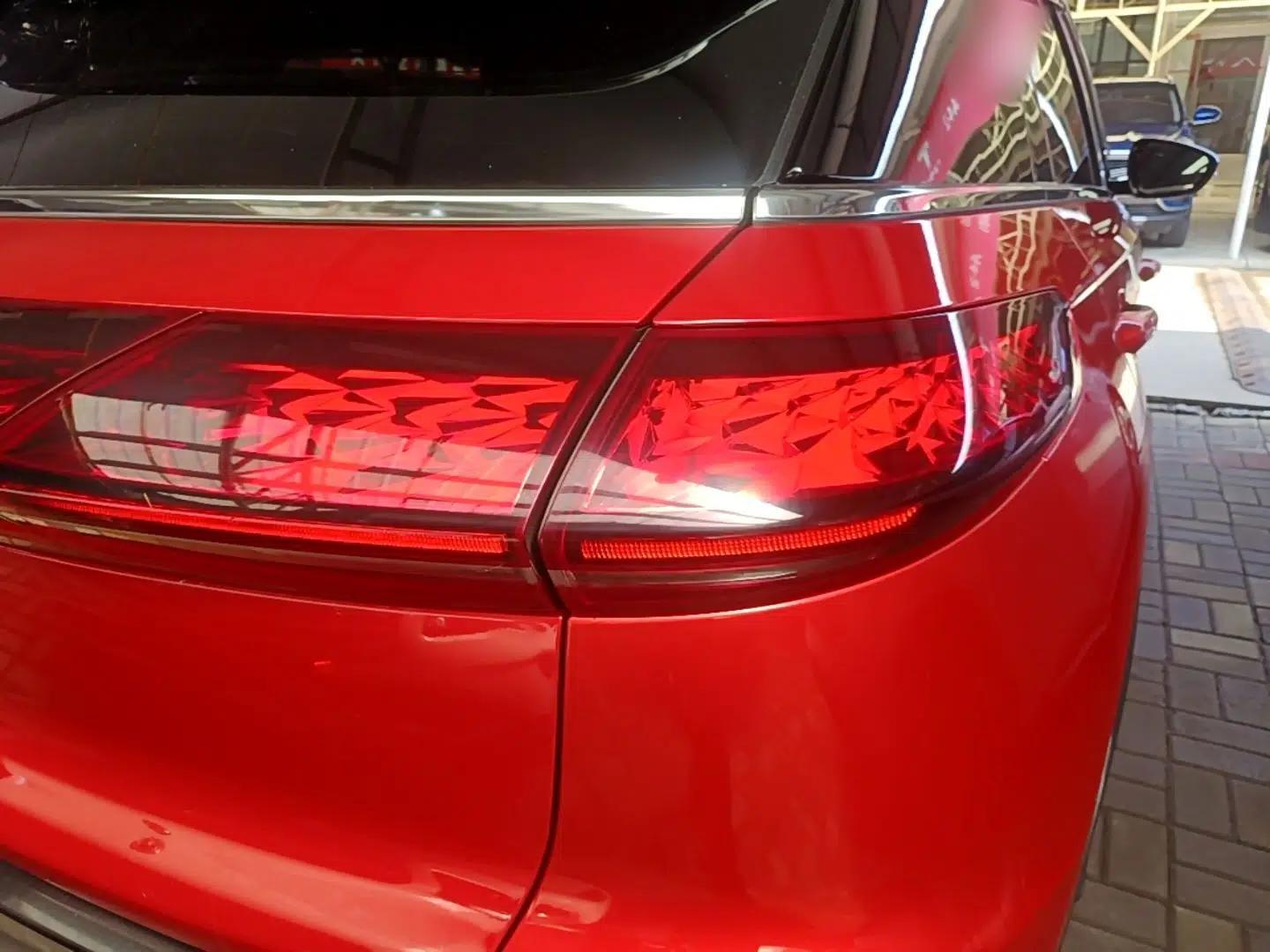 XPeng G3 2019 Smart Edition — миниатюра 9