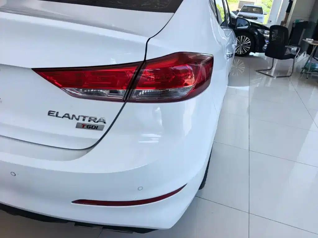 Hyundai Elantra 2019 1.4T Dual-Clutch Dynamic & Vitality Edition — миниатюра 8