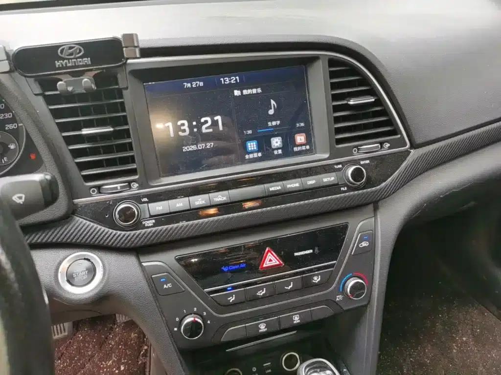 Hyundai Elantra 2018 1.4T Dual-Clutch Dynamic & Vitality Edition — миниатюра 13
