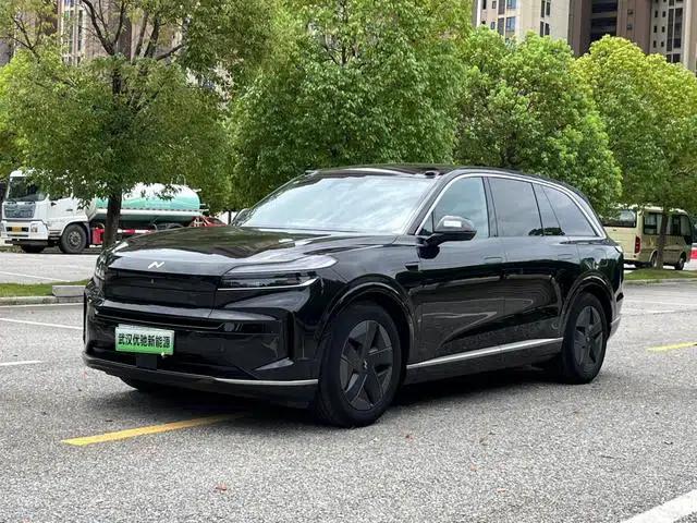 2025 Lado L90 Six-Seat Max