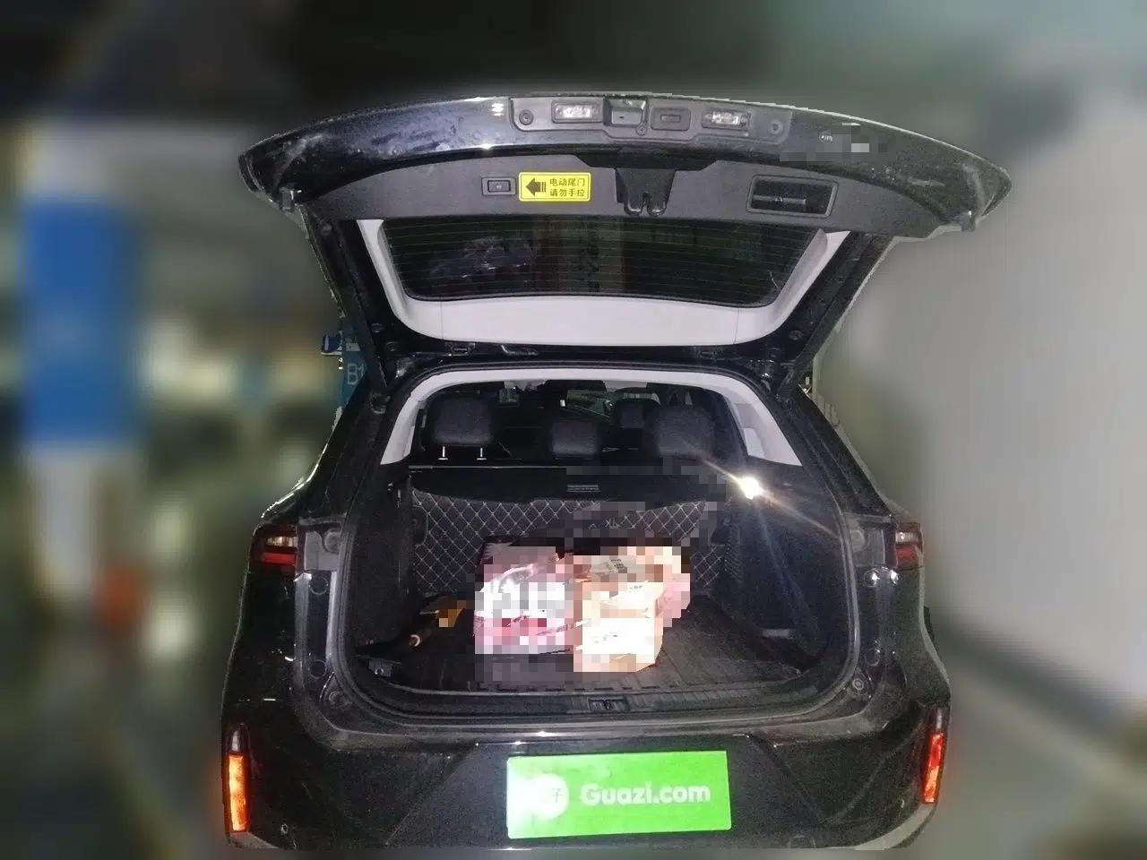 EXEED Lingyun 2023 400T Four-Wheel Drive Star Prestige Edition — миниатюра 19