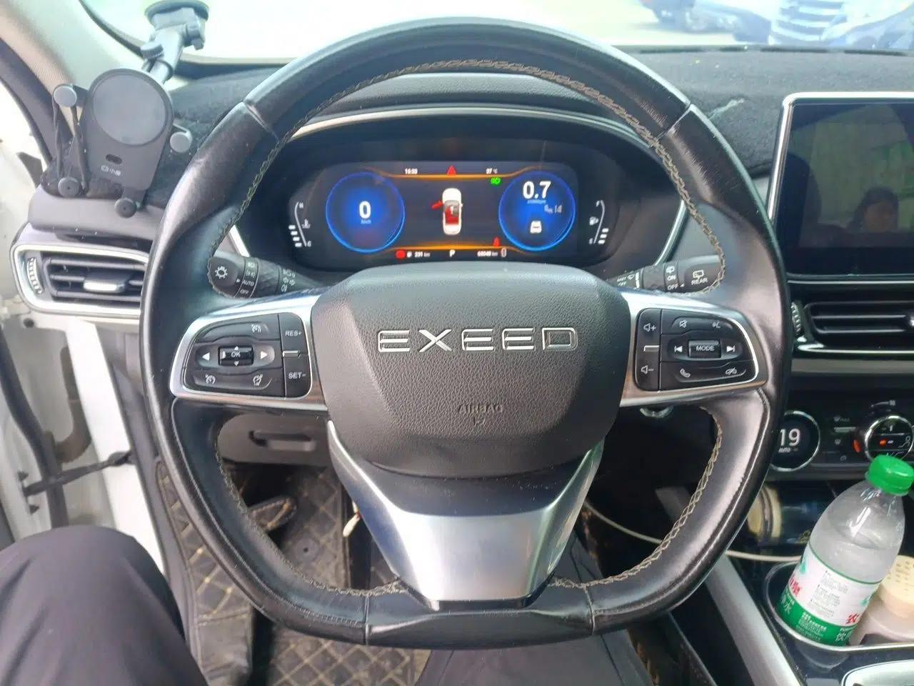 EXEED Lingyun 2020 1.6T Two-Wheel Drive Star Edition — миниатюра 10