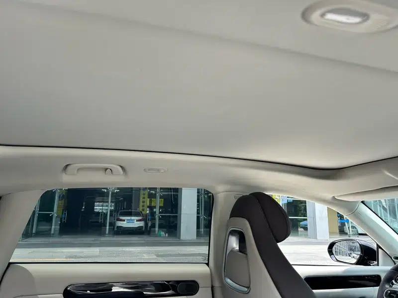 Leapmotor C11 2023 Range Extended Electric 200 Comfort Edition — миниатюра 12