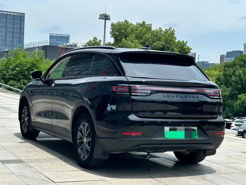 Leapmotor C11 2023 Range Extended Electric 200 Comfort Edition — миниатюра 4