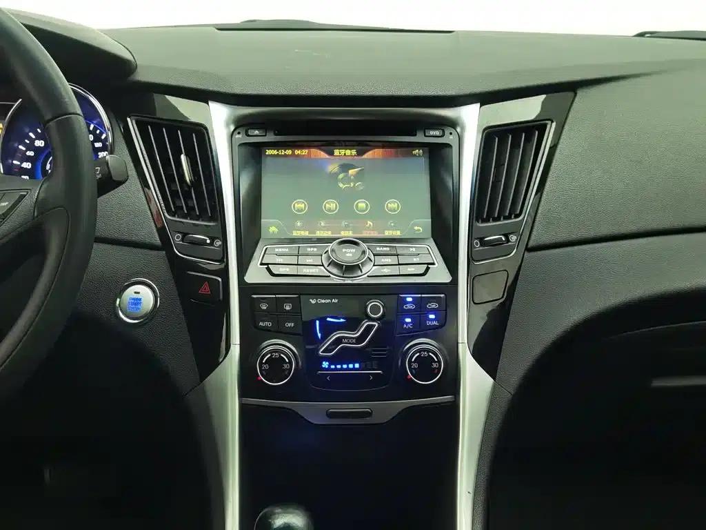 Sonata 2013 2.4L Automatic Leading Edition (China IV Emission Standard) — миниатюра 12