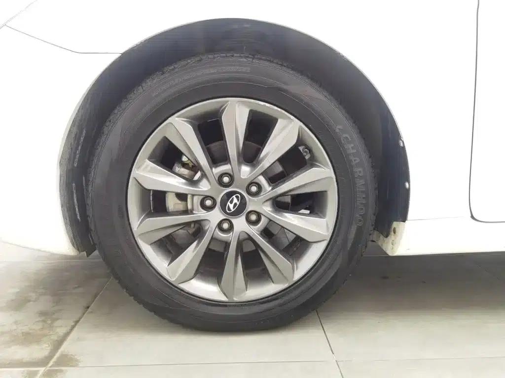 Sonata 2013 2.4L Automatic Leading Edition (China IV Emission Standard) — миниатюра 17