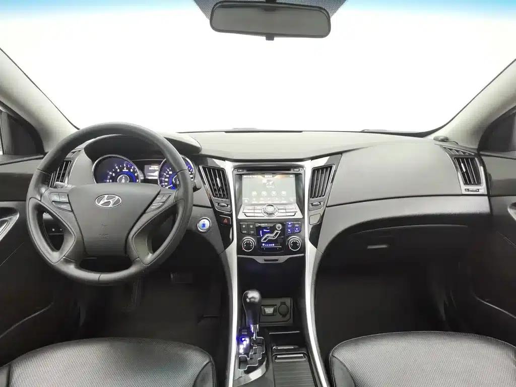 Sonata 2013 2.4L Automatic Leading Edition (China IV Emission Standard) — миниатюра 5