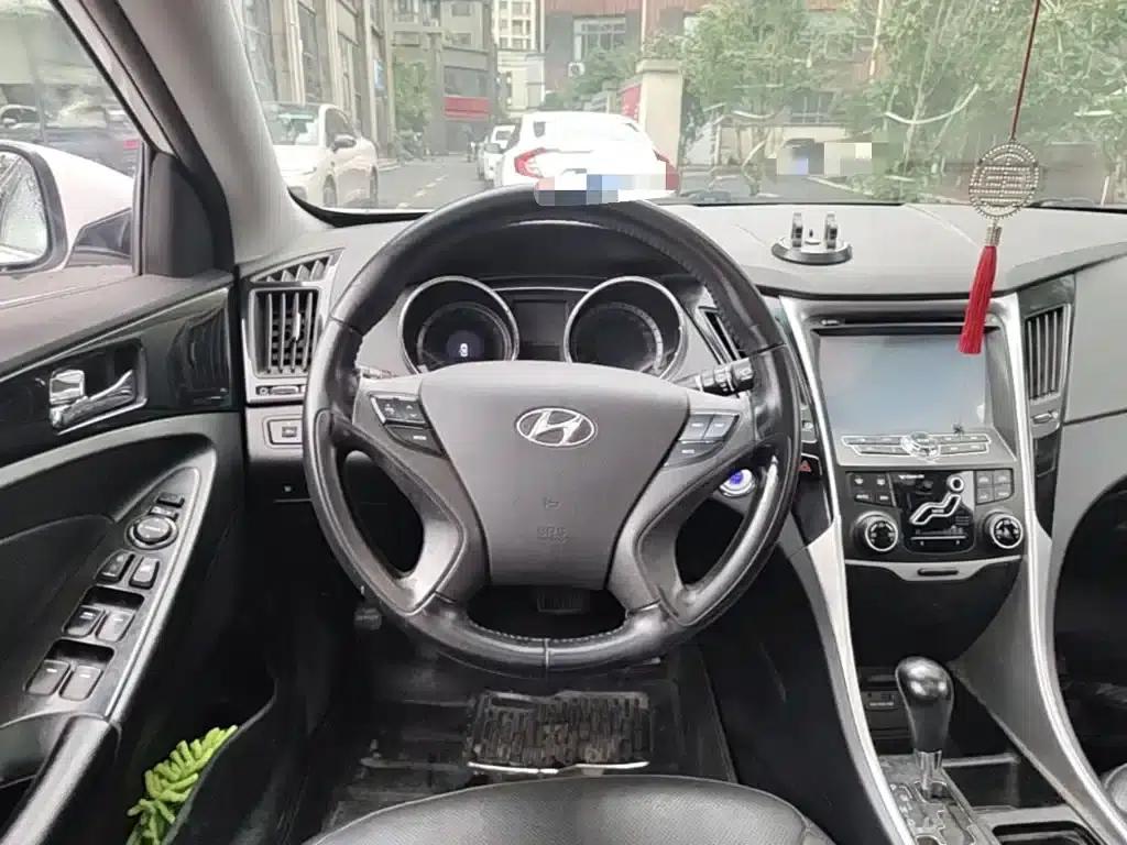 Sonata 2014 2.0L Automatic Luxury Edition — миниатюра 11