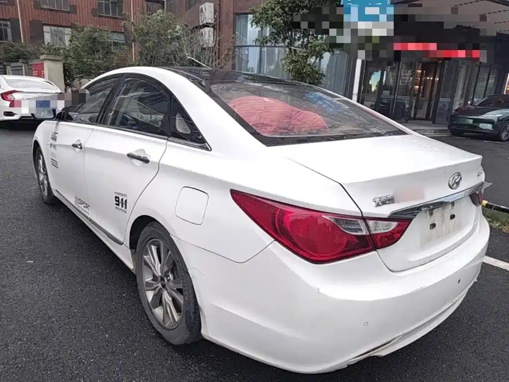 Sonata 2014 2.0L Automatic Luxury Edition — миниатюра 5
