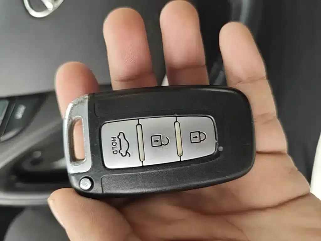 Sonata 2014 2.0L Automatic Luxury Edition — миниатюра 9
