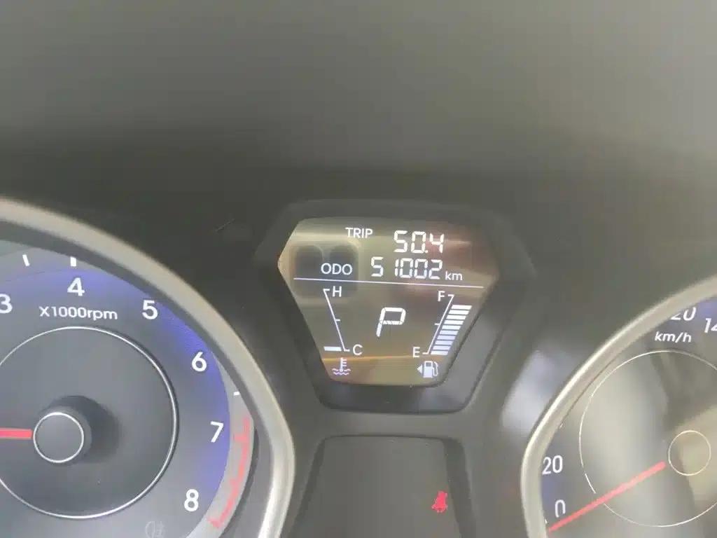 Hyundai Elantra 2012 1.6L Automatic Fashion Edition — миниатюра 8