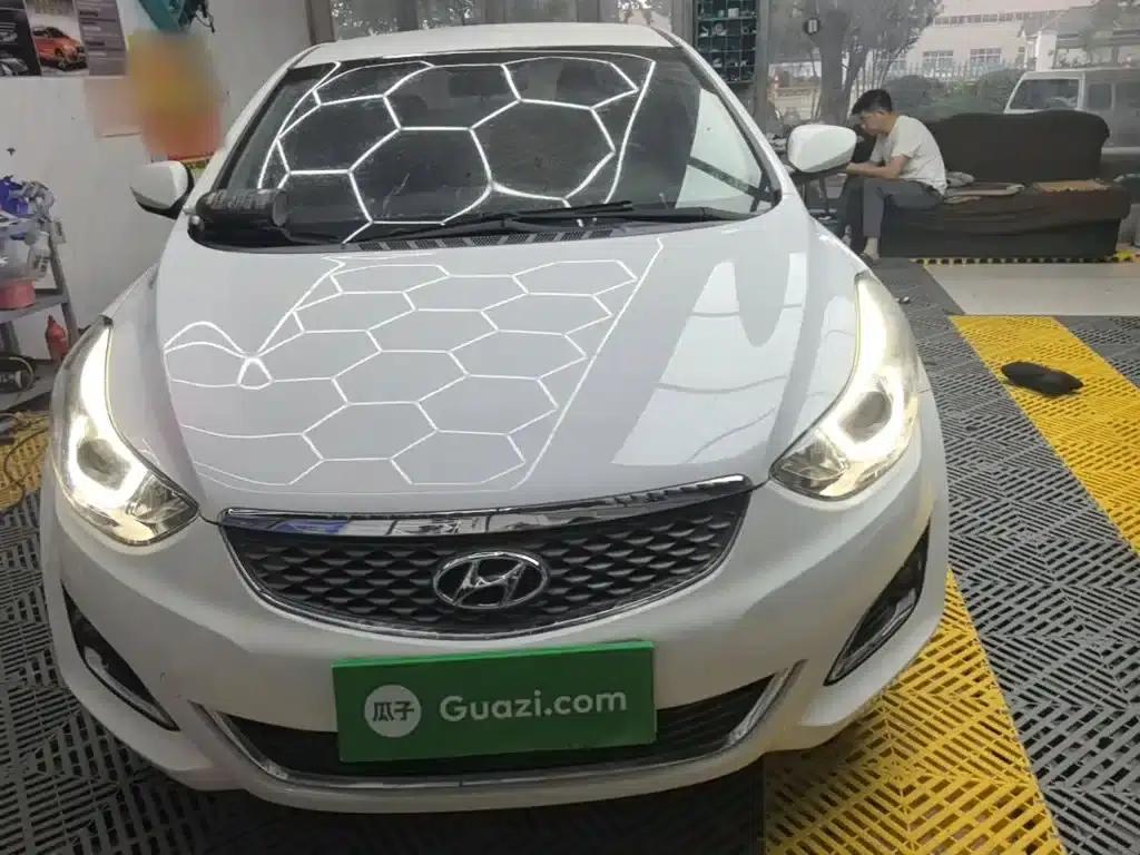 Hyundai Elantra 2016 1.6L Automatic Smart Edition — миниатюра 3