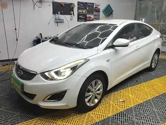 Hyundai Elantra 2016 1.6L Automatic Smart Edition