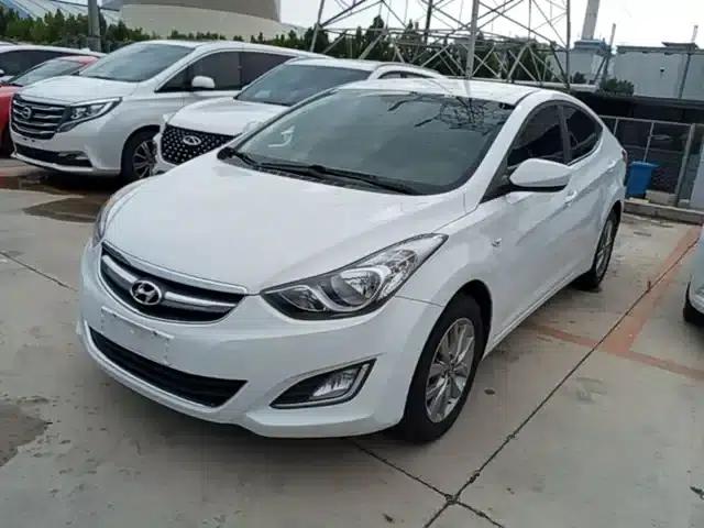 Hyundai Elantra 2015 1.6L Manual Fashion Edition