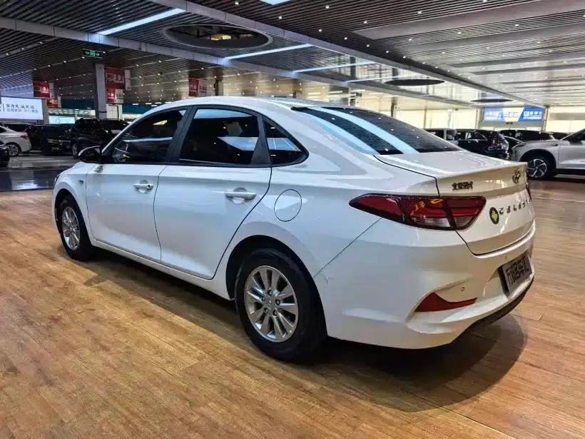 Hyundai Elantra 2020 1.6L Automatic GL Edition — миниатюра 16