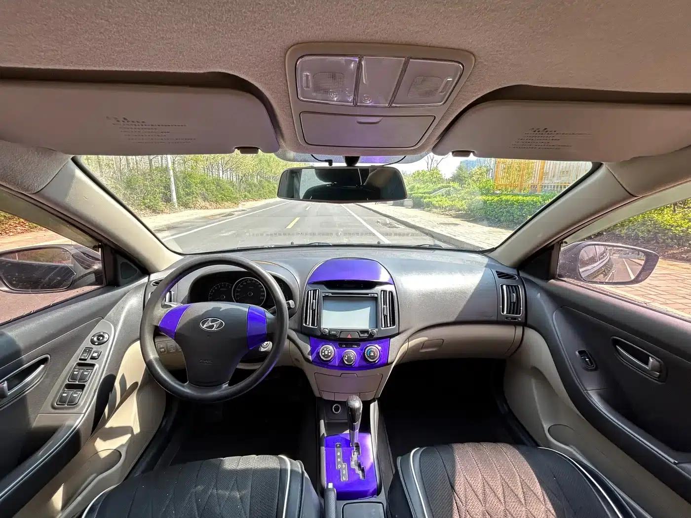 Hyundai Elantra 2011 1.6L Automatic Comfort Model — миниатюра 5
