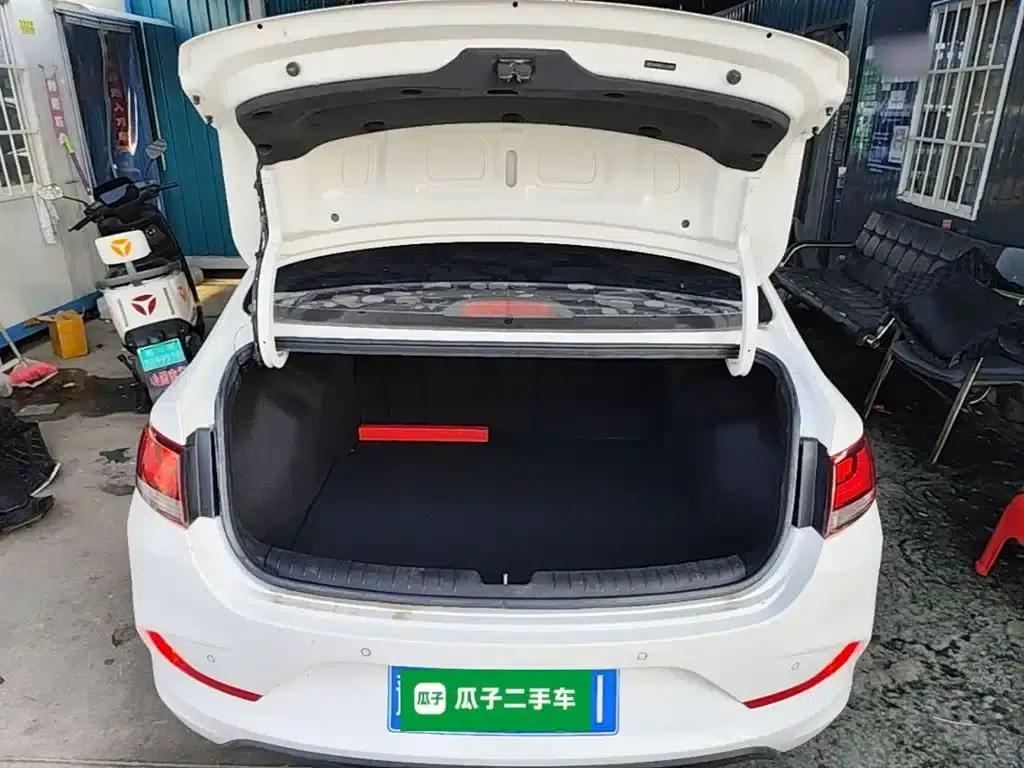 Hyundai Elantra 2018 1.6L Automatic GL (National VI Emission Standard) — миниатюра 19
