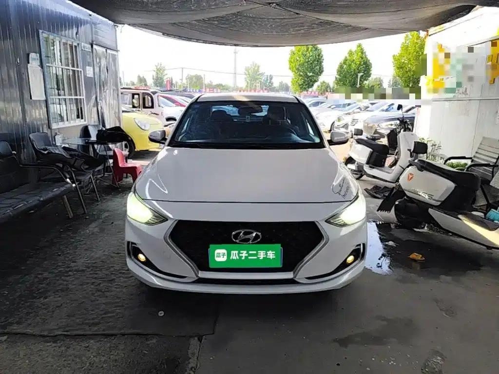 Hyundai Elantra 2018 1.6L Automatic GL (National VI Emission Standard) — миниатюра 3