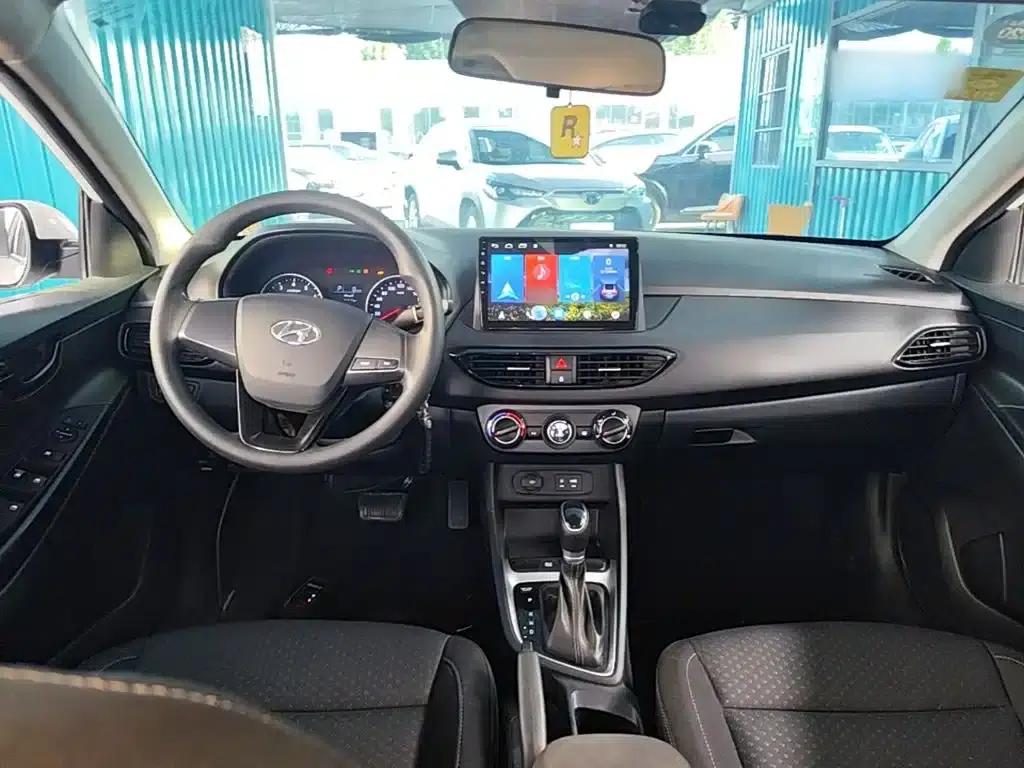 Hyundai Elantra 2018 1.6L Automatic GL (National VI Emission Standard) — миниатюра 10