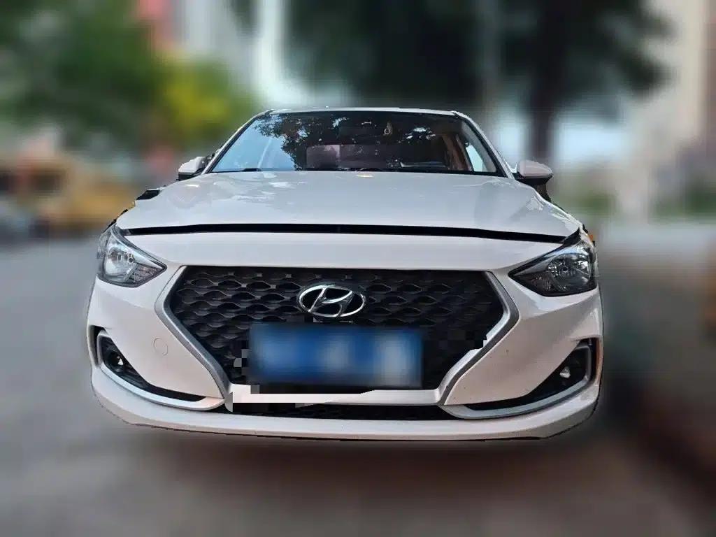Hyundai Elantra 2018 1.6L Automatic GL (National VI Emission Standard) — миниатюра 3