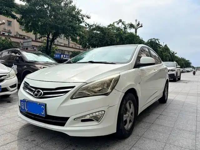 2014 Hyundai Reina 1.4L Automatic Intelligent GLS
