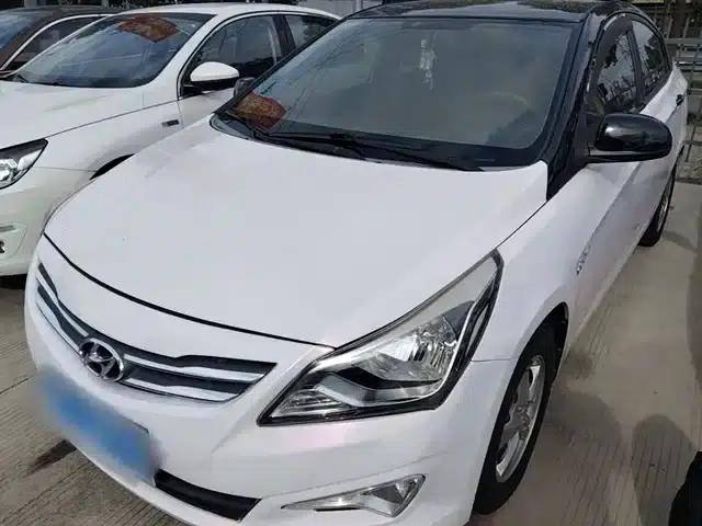 2016 Hyundai Reina 1.4L Automatic Intelligent GLS