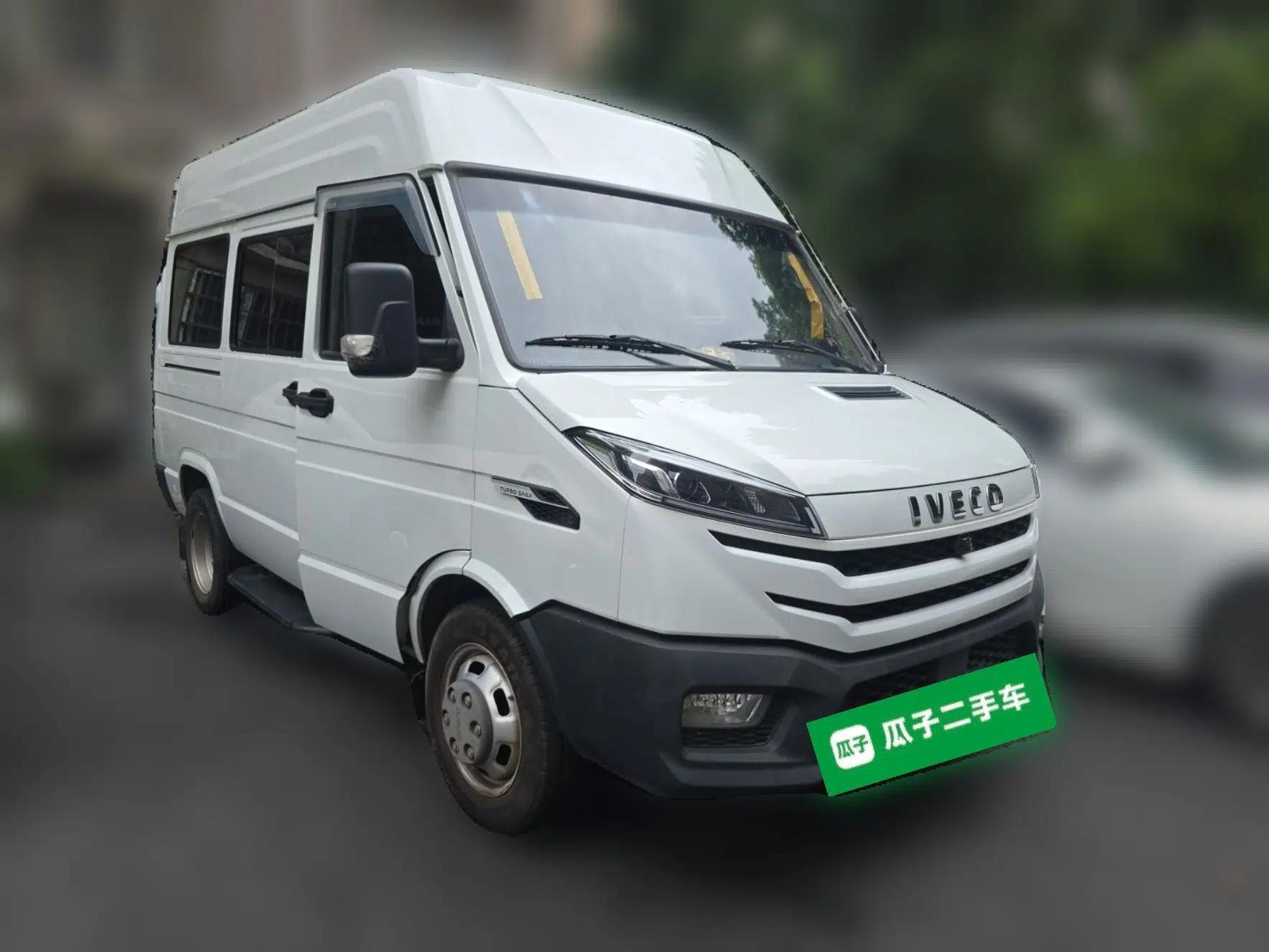 Iveco Daily Manual 6-seat 2.5T diesel — миниатюра 3