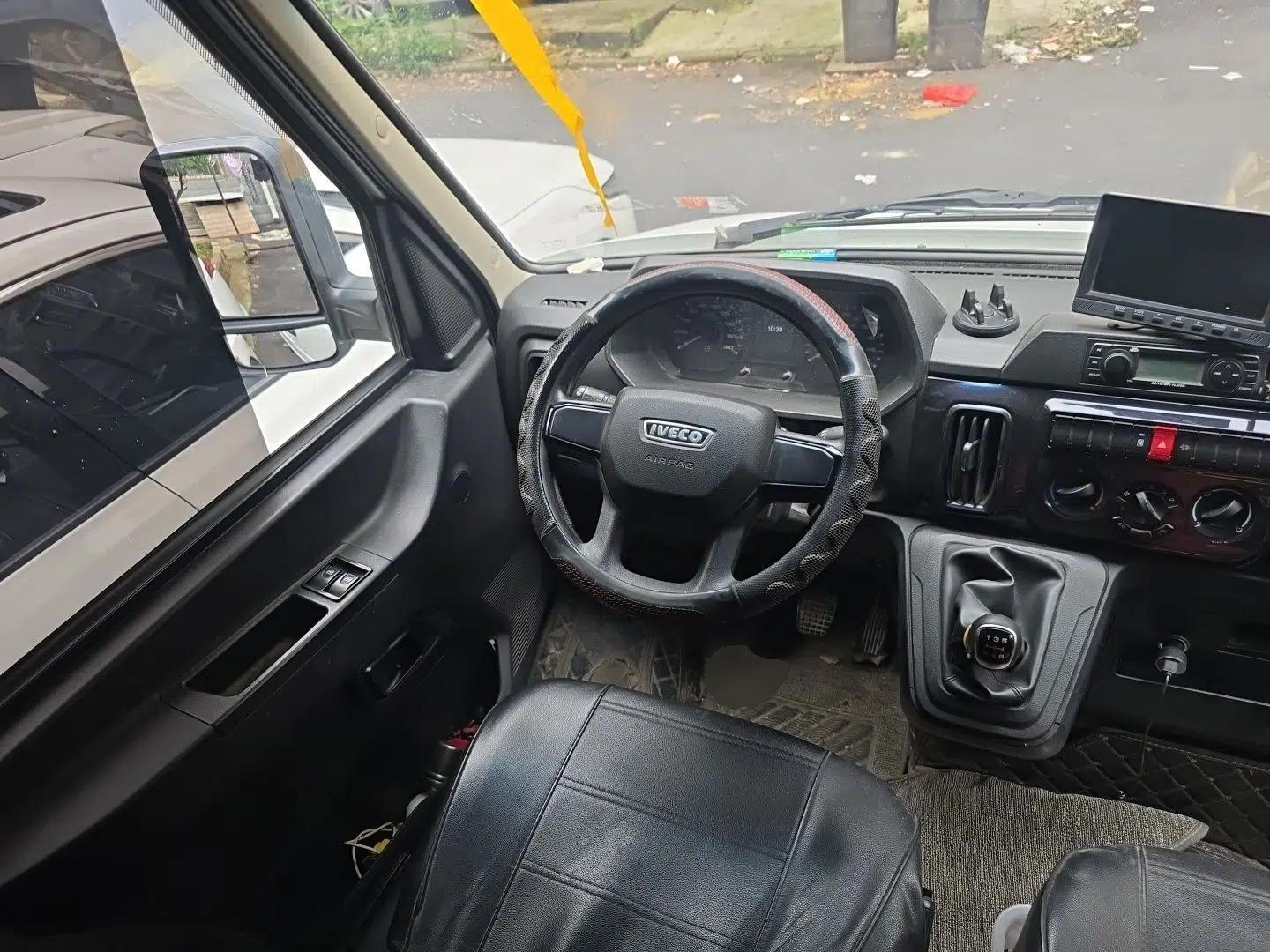 Iveco Daily Manual 6-seat 2.5T diesel — миниатюра 10