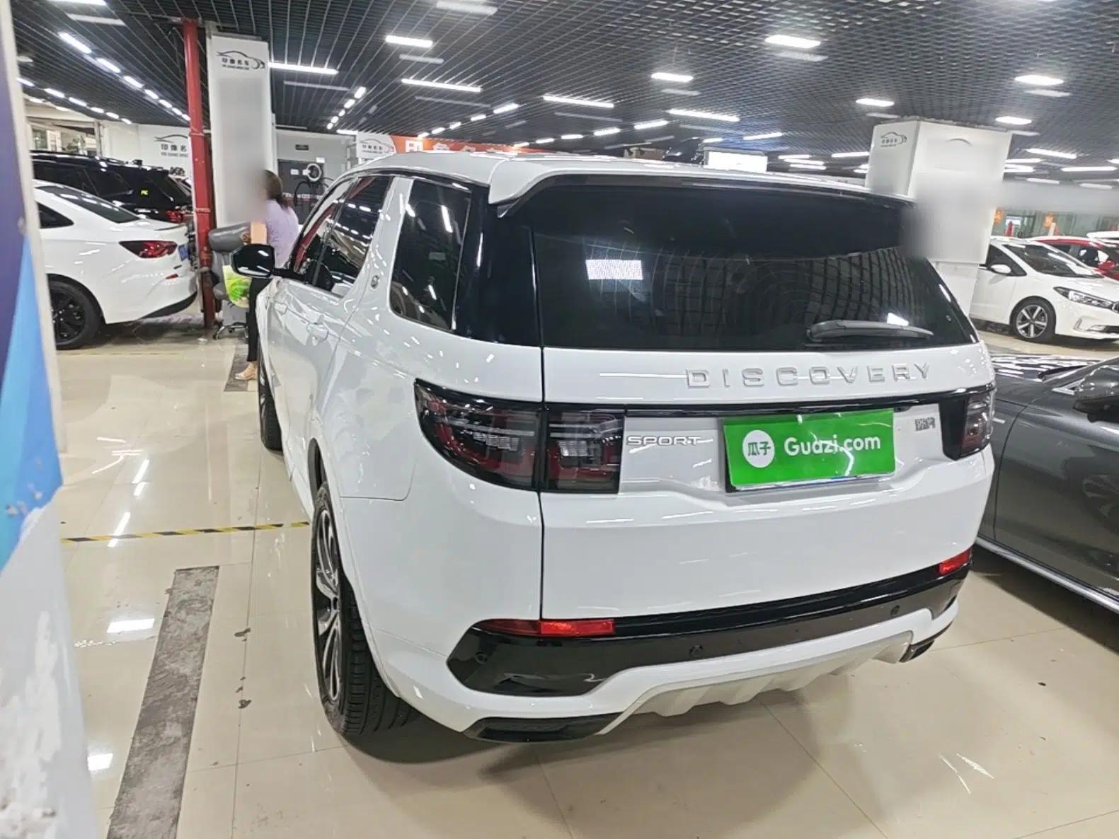 Land Rover Discovery Sport 2024 Performance Tech Edition — миниатюра 4