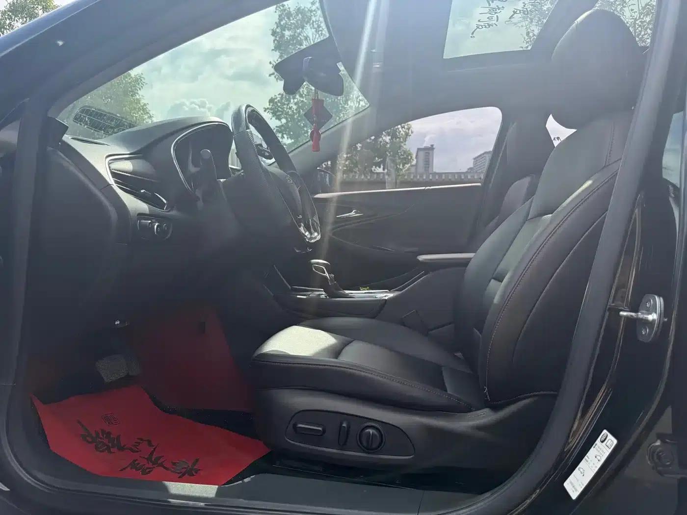 2021 Chevrolet Malibu XL Redline 550T Automatic Sharp Edition — миниатюра 6