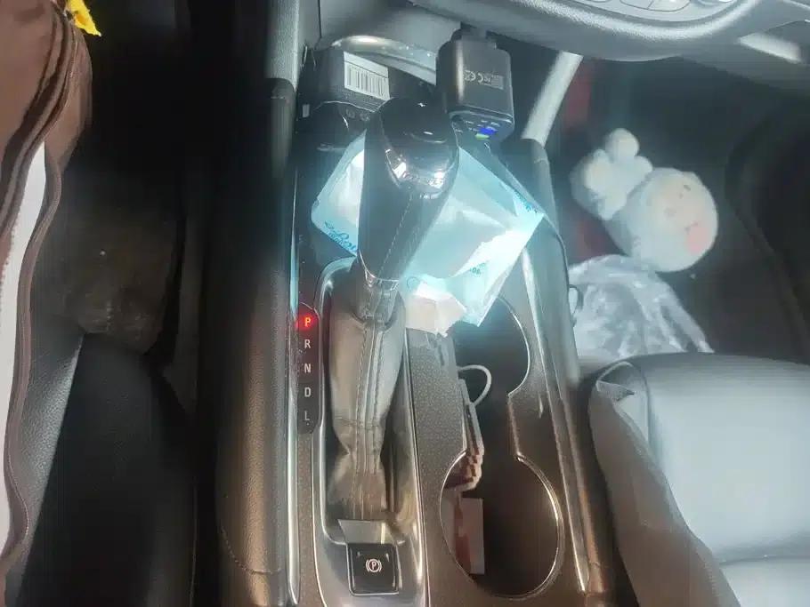 Chevrolet Malibu XL 2016 1.5T Dual-Clutch Elite Edition — миниатюра 16