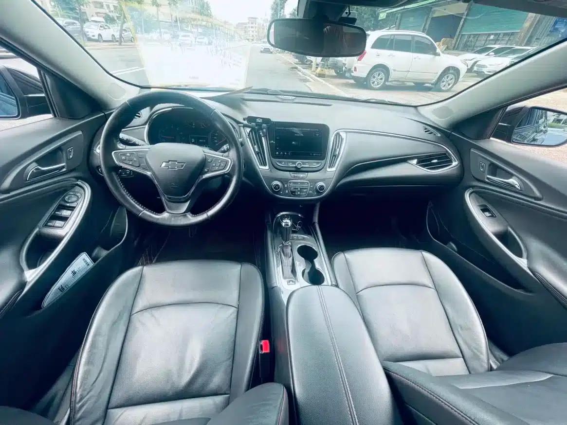 2019 Chevrolet Malibu XL Redline 550T Automatic Sport Edition — миниатюра 5