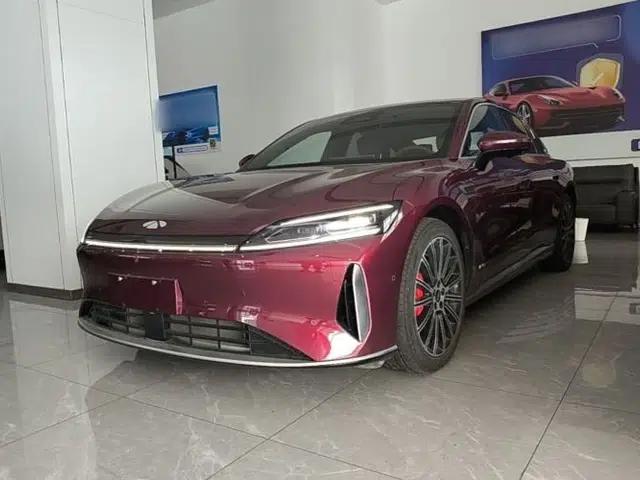 Chery Fengyun Fulwin A9L 2025 Model, Four-Wheel Drive High-Energy Peak Edition