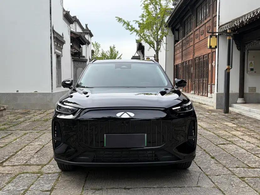 Chery Fengyun T9 2025 120 Long-Range Luxury Version 7 Seats Lithium Iron Phosphate — миниатюра 20