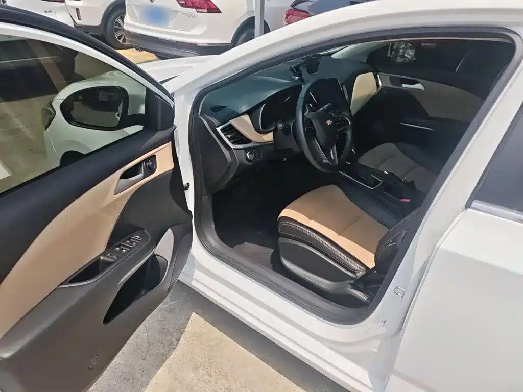 Chevrolet Cruze 2020 320 Automatic Enjoy Edition — миниатюра 11