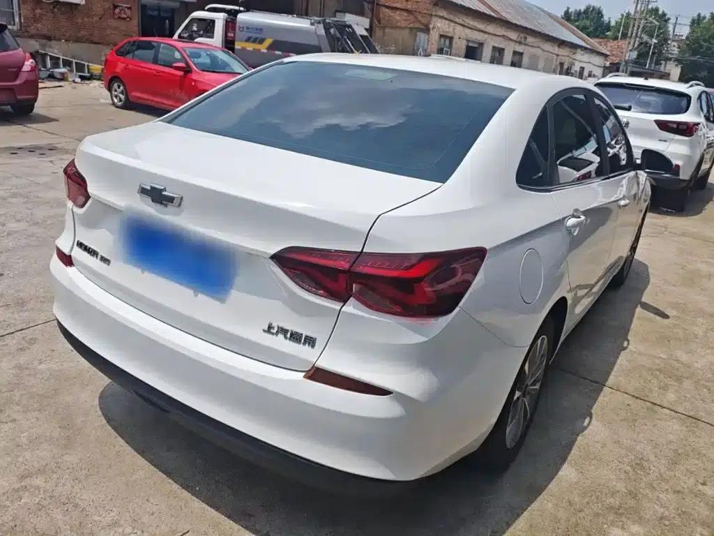 Chevrolet Cruze 2020 320 Automatic Enjoy Edition — миниатюра 6