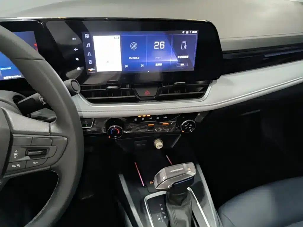 Chevrolet Cruze 2023 1.5L Dual-Clutch Enjoy Edition — миниатюра 9