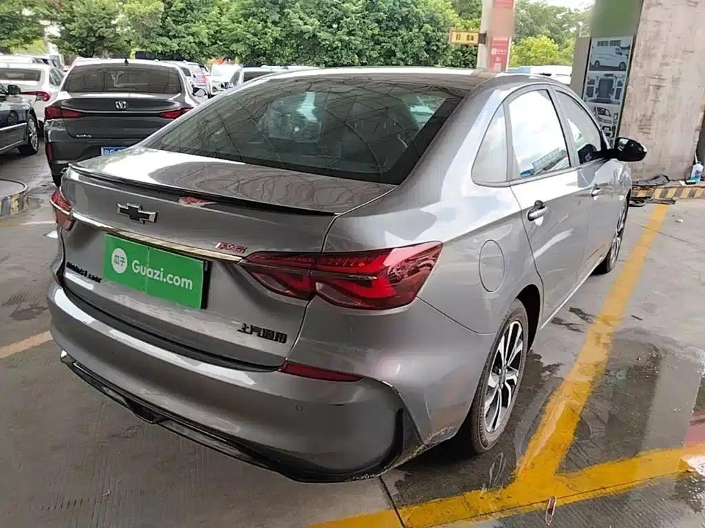 Chevrolet Cruze 2020 Mild Hybrid RS 330T Automatic Comfort Edition — миниатюра 7