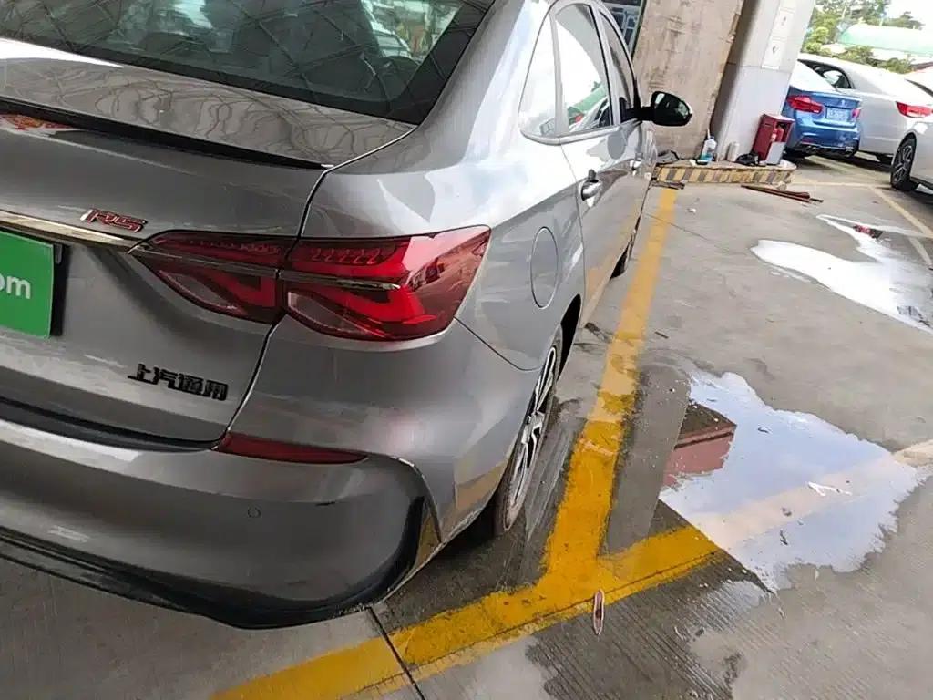 Chevrolet Cruze 2020 Mild Hybrid RS 330T Automatic Comfort Edition — миниатюра 8
