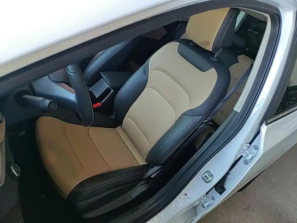 Chevrolet Cruze 2021 320 Automatic Enjoy Sunroof Edition — миниатюра 15