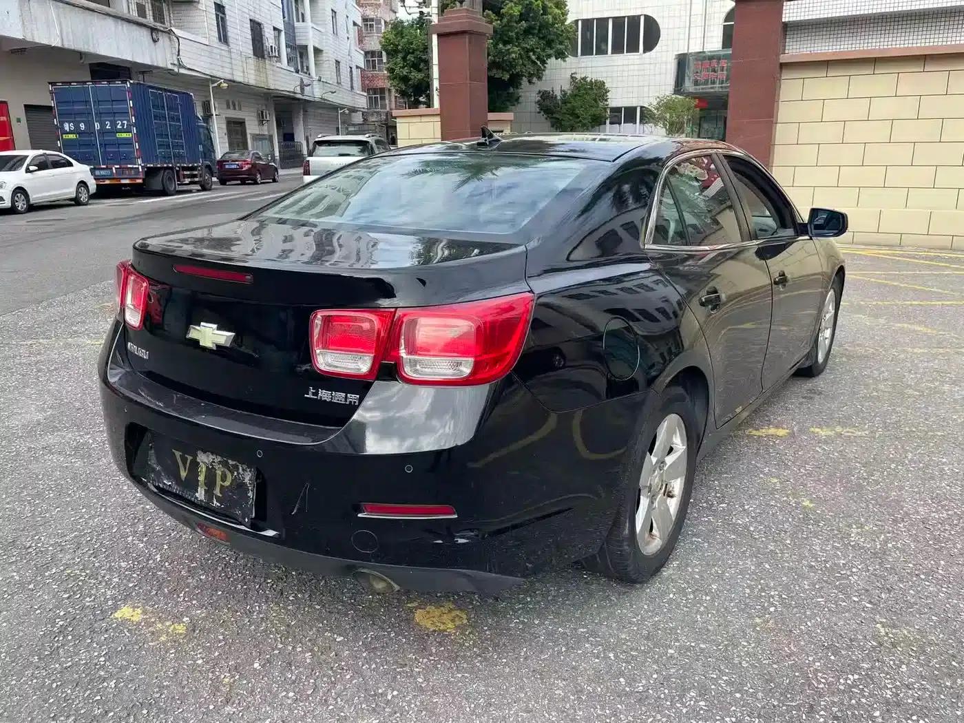 Chevrolet Malibu 2012 2.0L Automatic Classic Edition — миниатюра 5