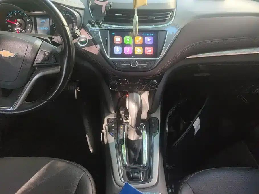2018 Chevrolet Malibu 530T Automatic Luxury Edition — миниатюра 13