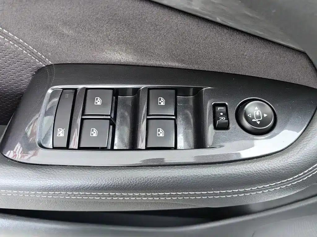 2016 Chevrolet Malibu 2.0L Automatic Luxury Edition — миниатюра 9